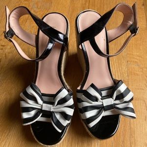 Kate spade bow detail wedges